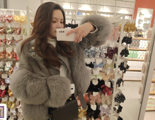 身材性感小野猫