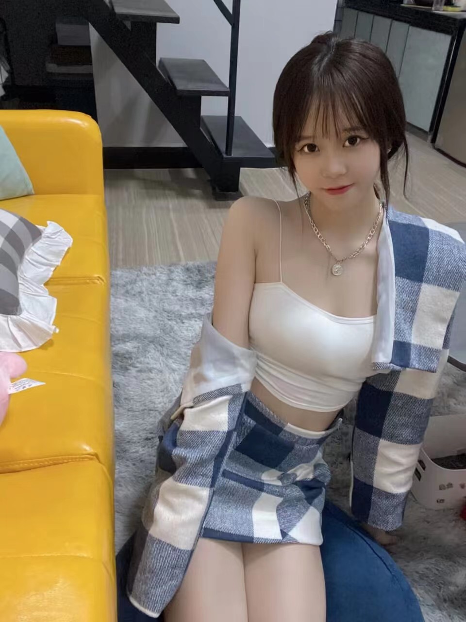 极品小嫩妹调教活好