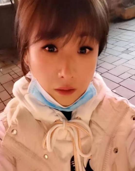 大波翘臀诱惑d杯性感妹妹