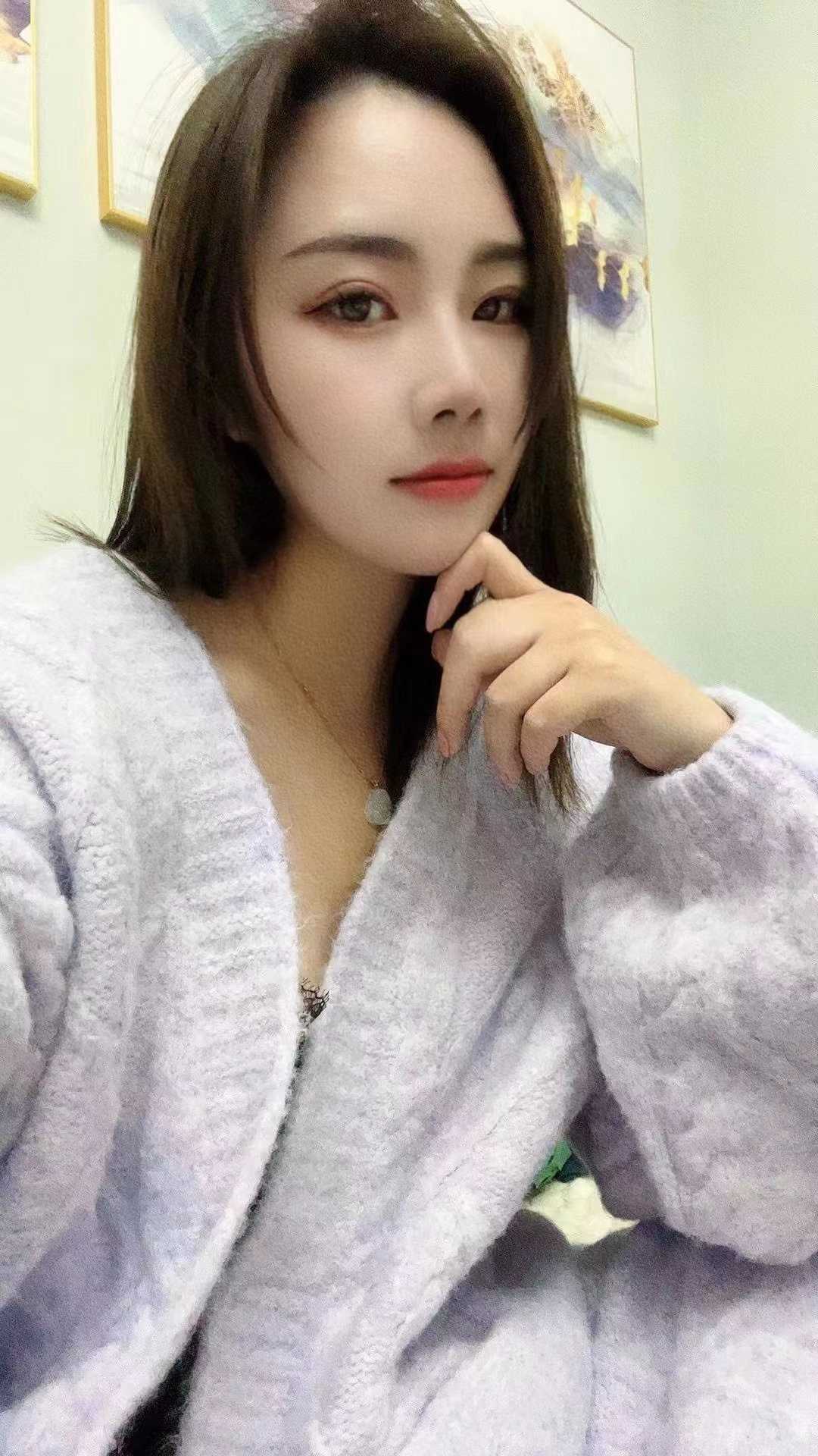 温柔听话乖巧可爱