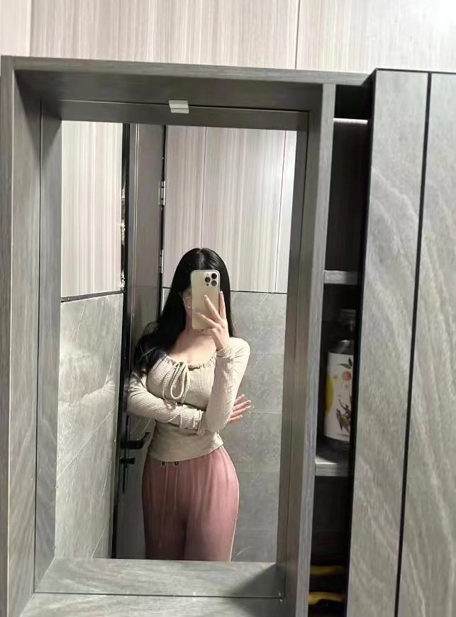 朝阳一枝花，很刺激，很sao