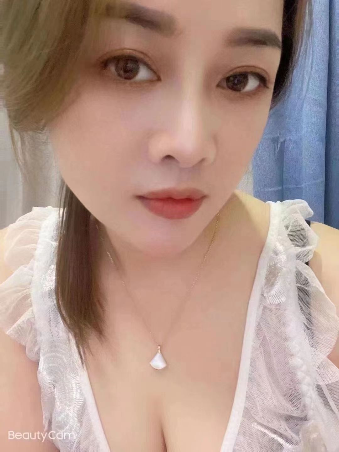 大胸美女，体验感很好