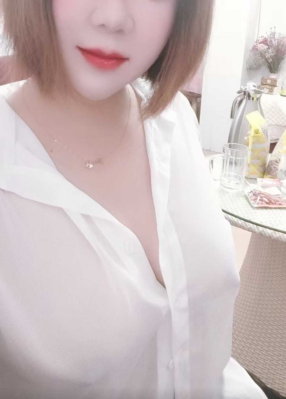 宝安个人私密很sao的少妇