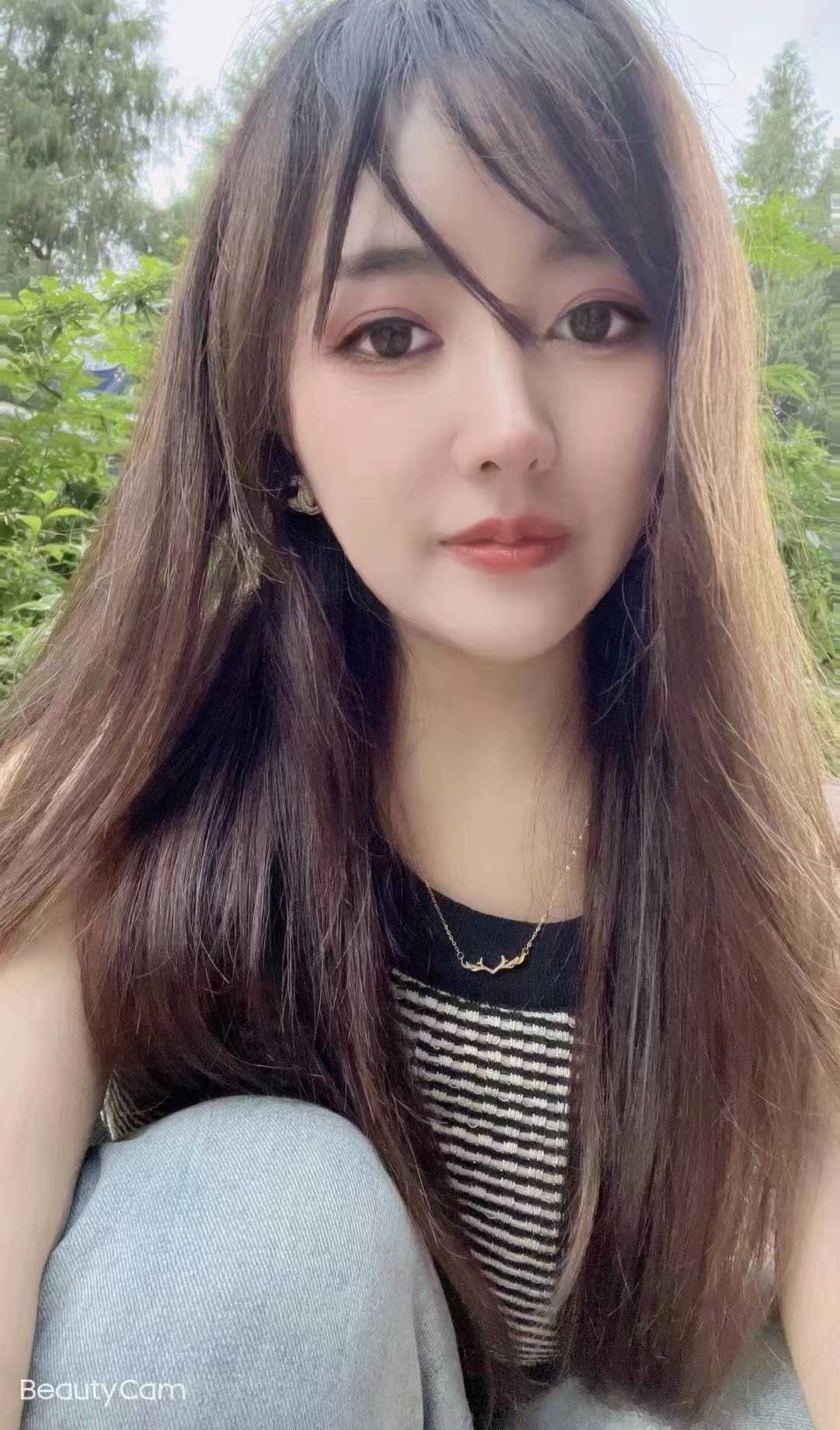 温顺挺配合，做的时候好紧