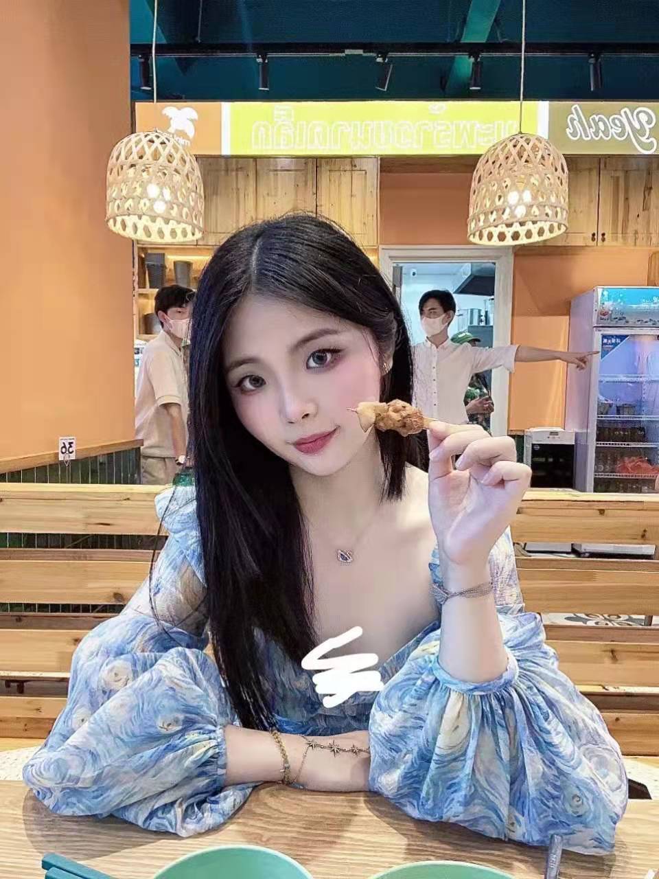 非常甜美系小姐姐