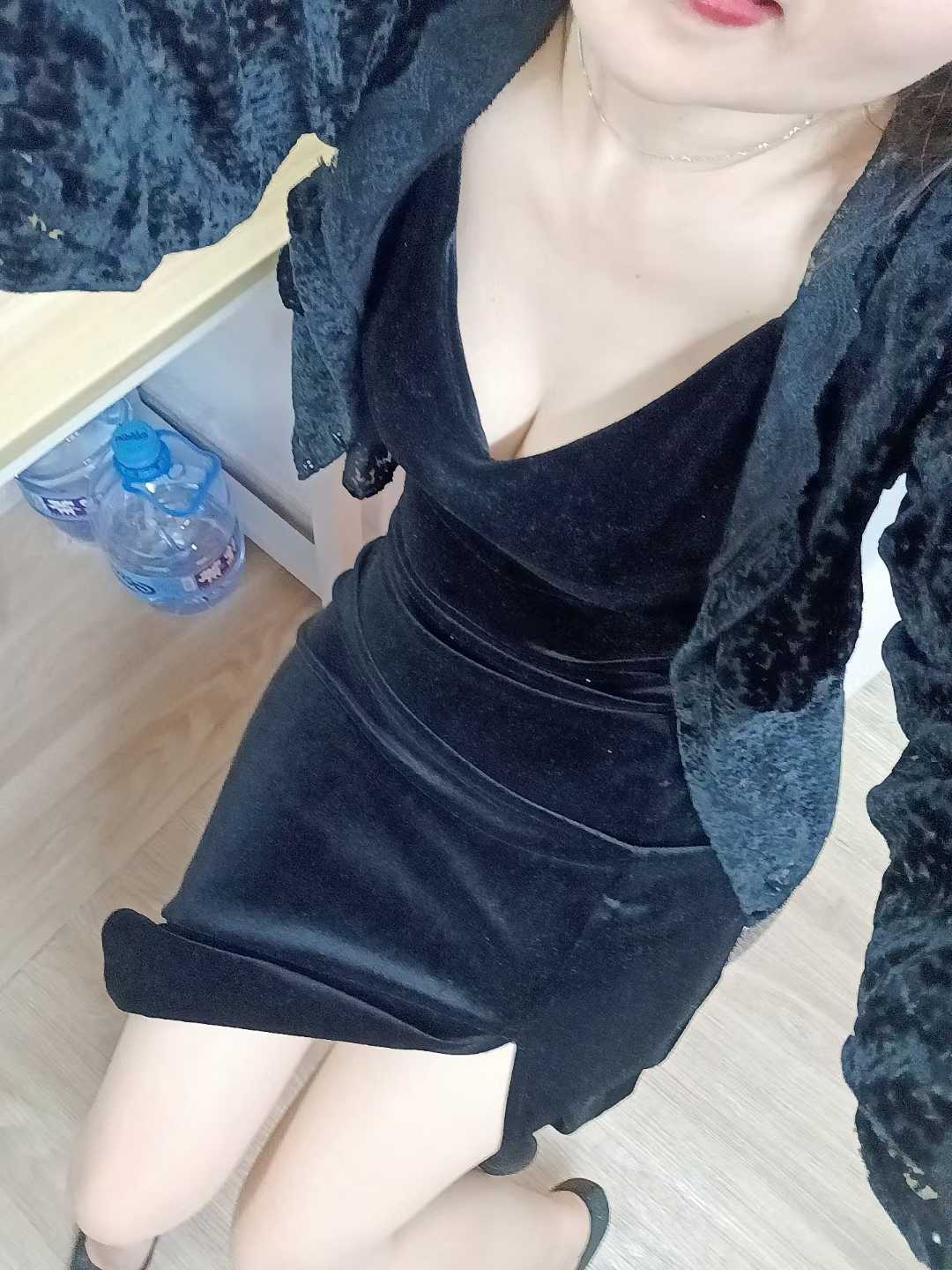 妖娆风sao的服务系少妇