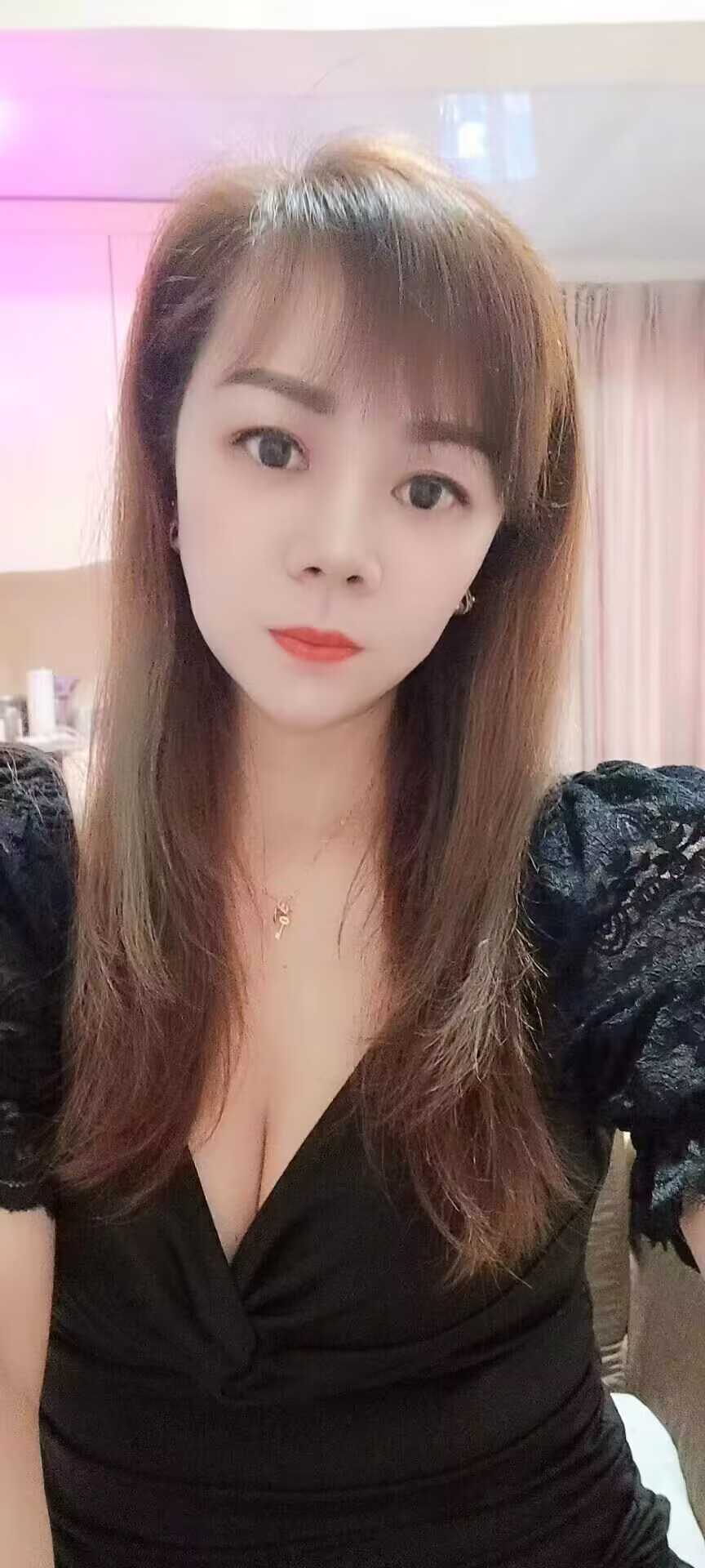性感艳丽小妹