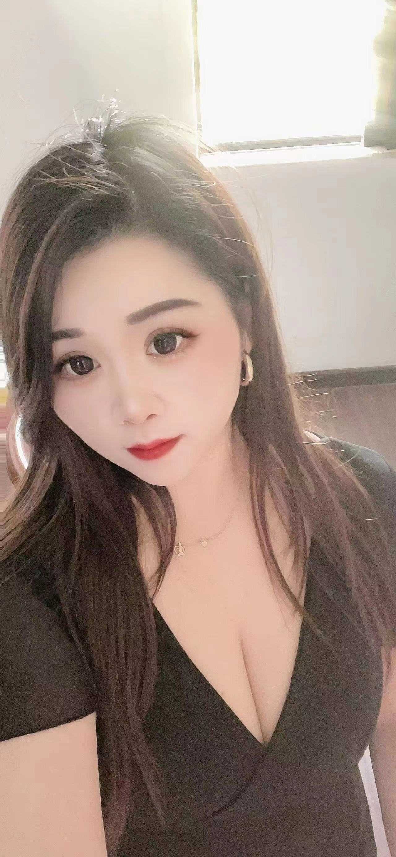 燕塘36e丰满女神