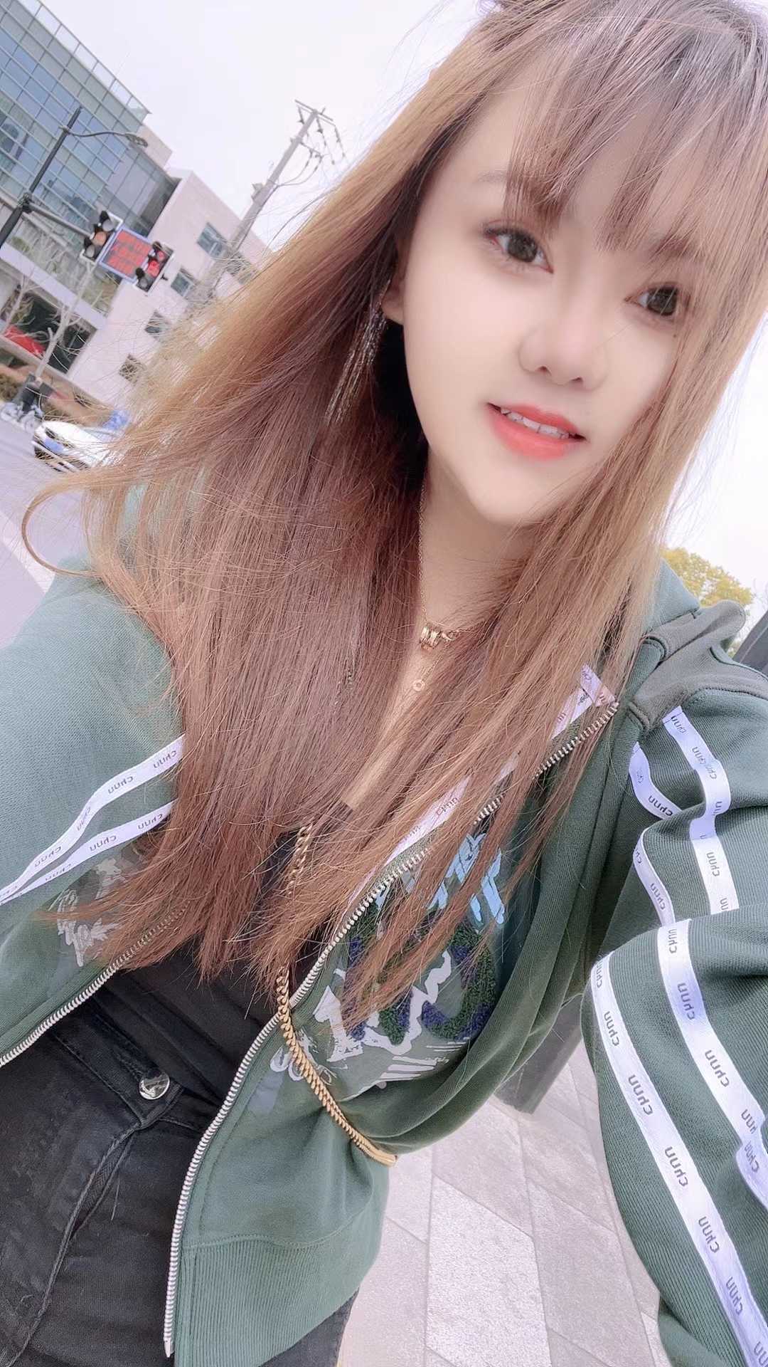 湖南妹子,颜值很高，价格优惠，超值超值