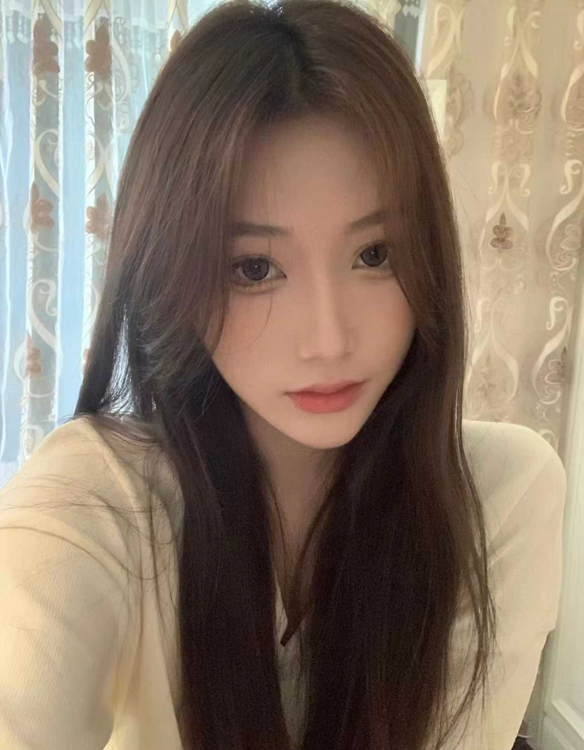 颜值身材不错的美女