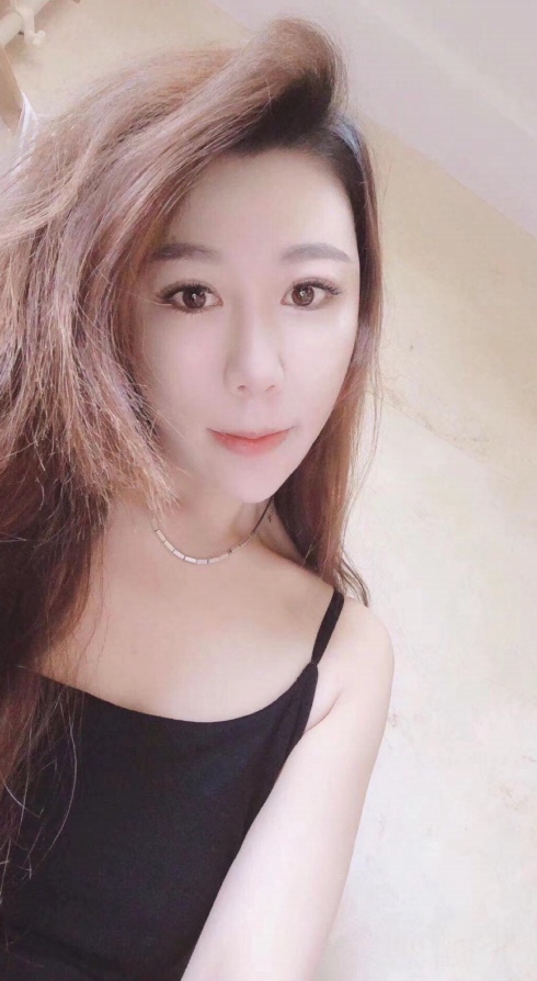 花样特别多，人美胸大