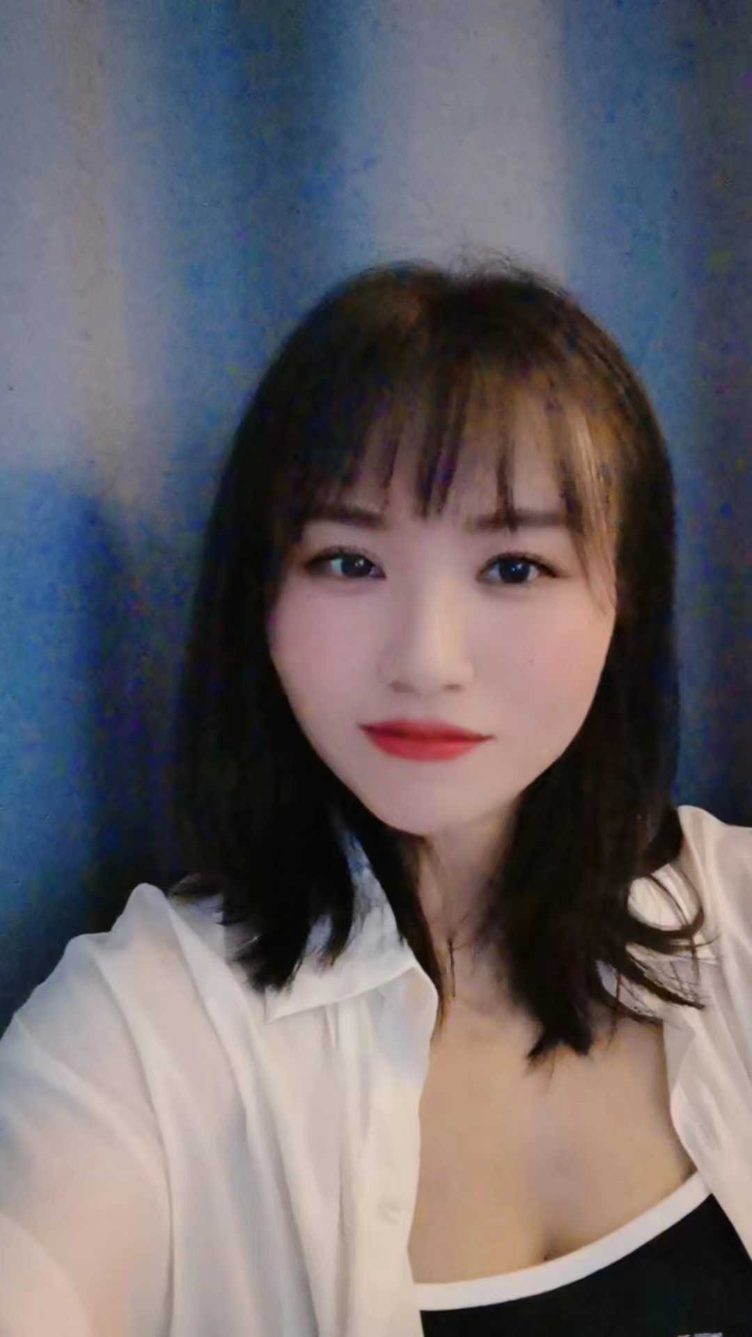 年轻服务超赞的小姐姐