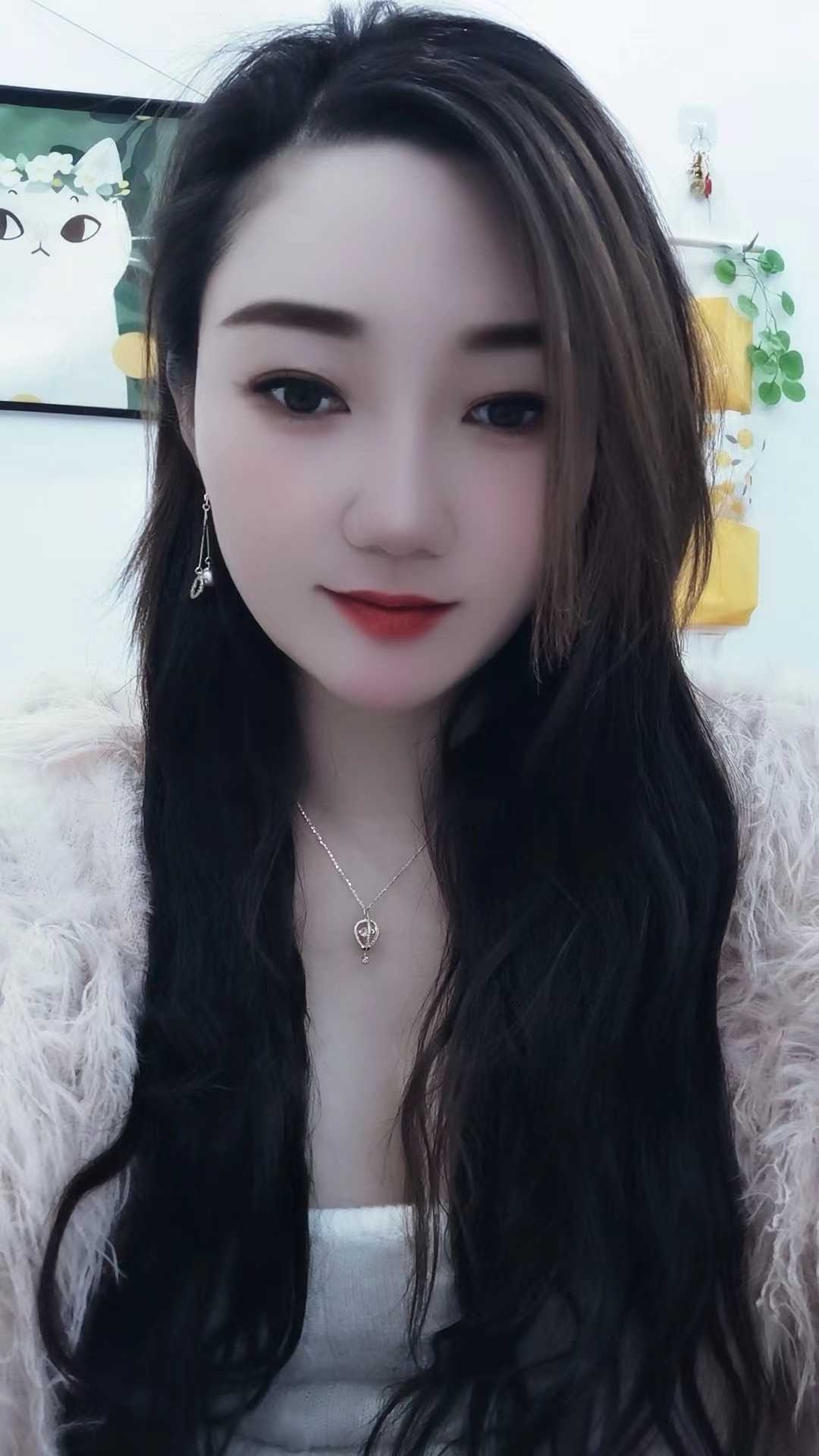 下面紧，舔活好的妖娆少妇