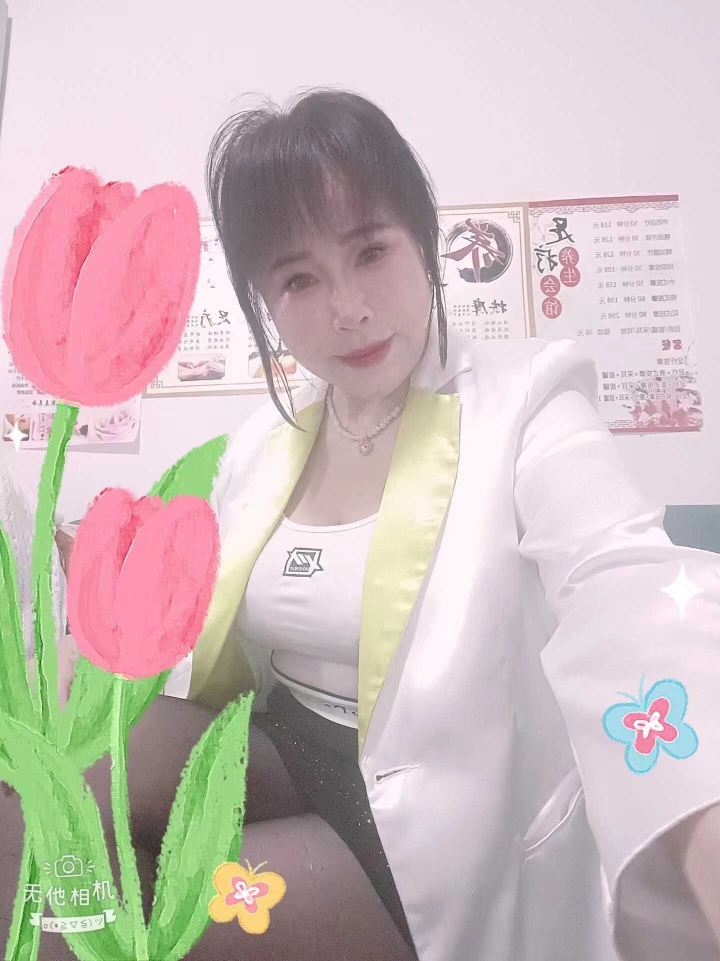 丰满大胸，服务好