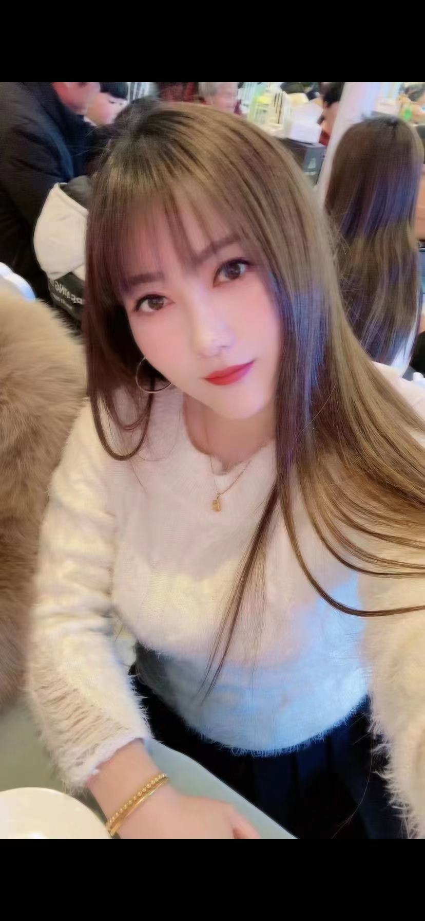 下面紧，风sao的少妇