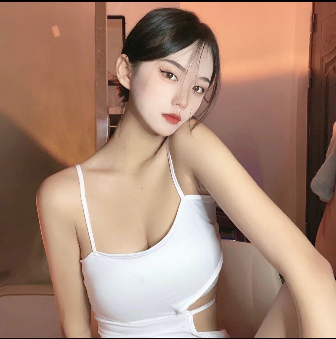 GS服务性感身材小影