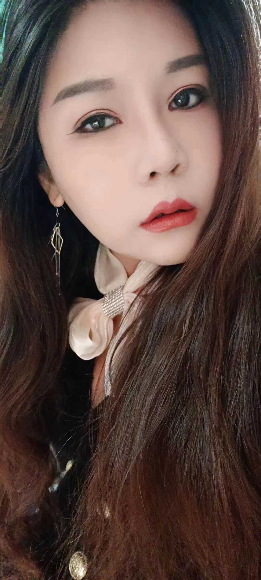 气质御姐，服务很多