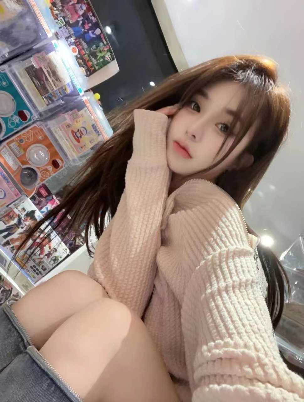 各种姿势都体验一遍，心满意足