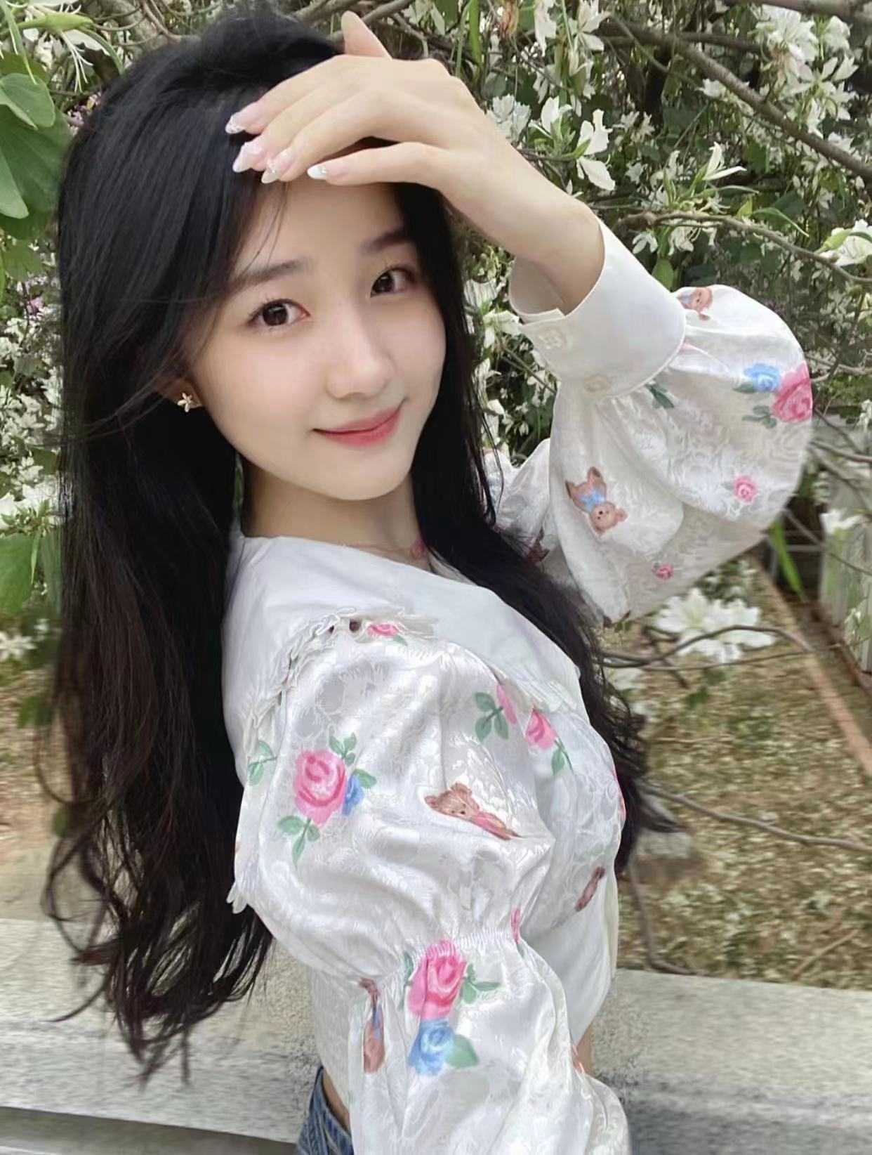 上海00后嫩妹，粉嫩水多