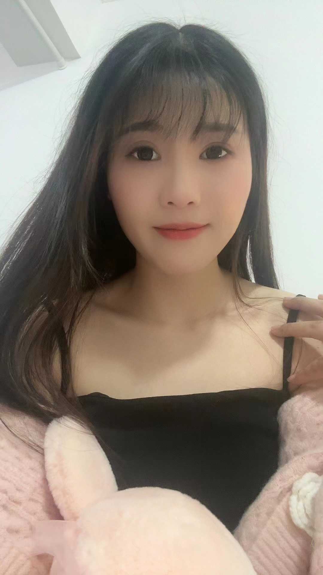 徐汇b紧粉嫩的漂亮妹子