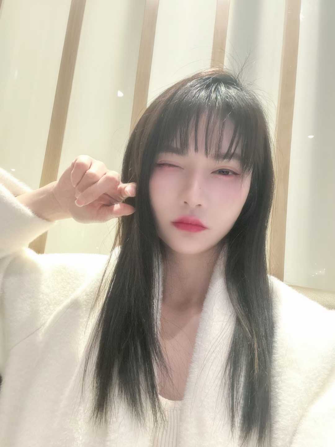 bb粉嫩，会吸会夹的妹子