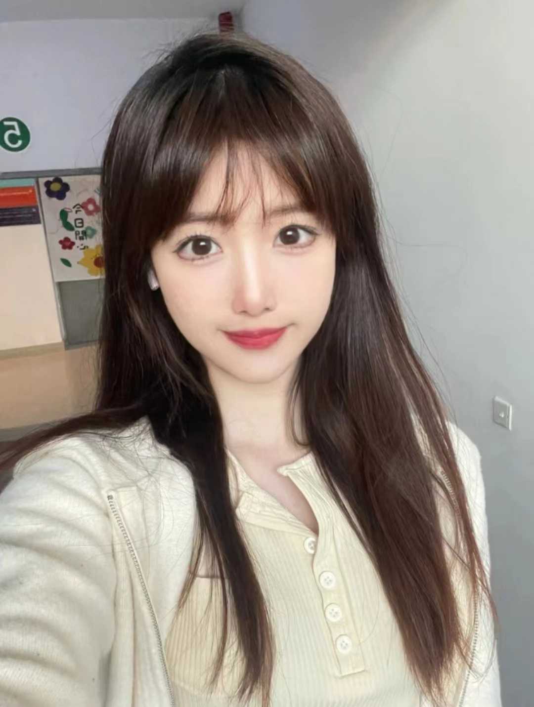 00后嫩穴有点紧