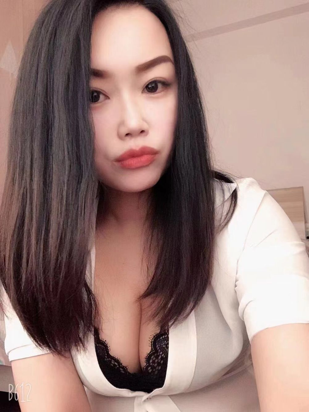 验证火星街服务超级好的南方美女