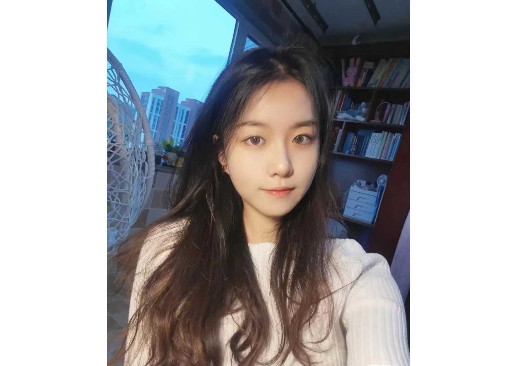 服务好，人美胸大