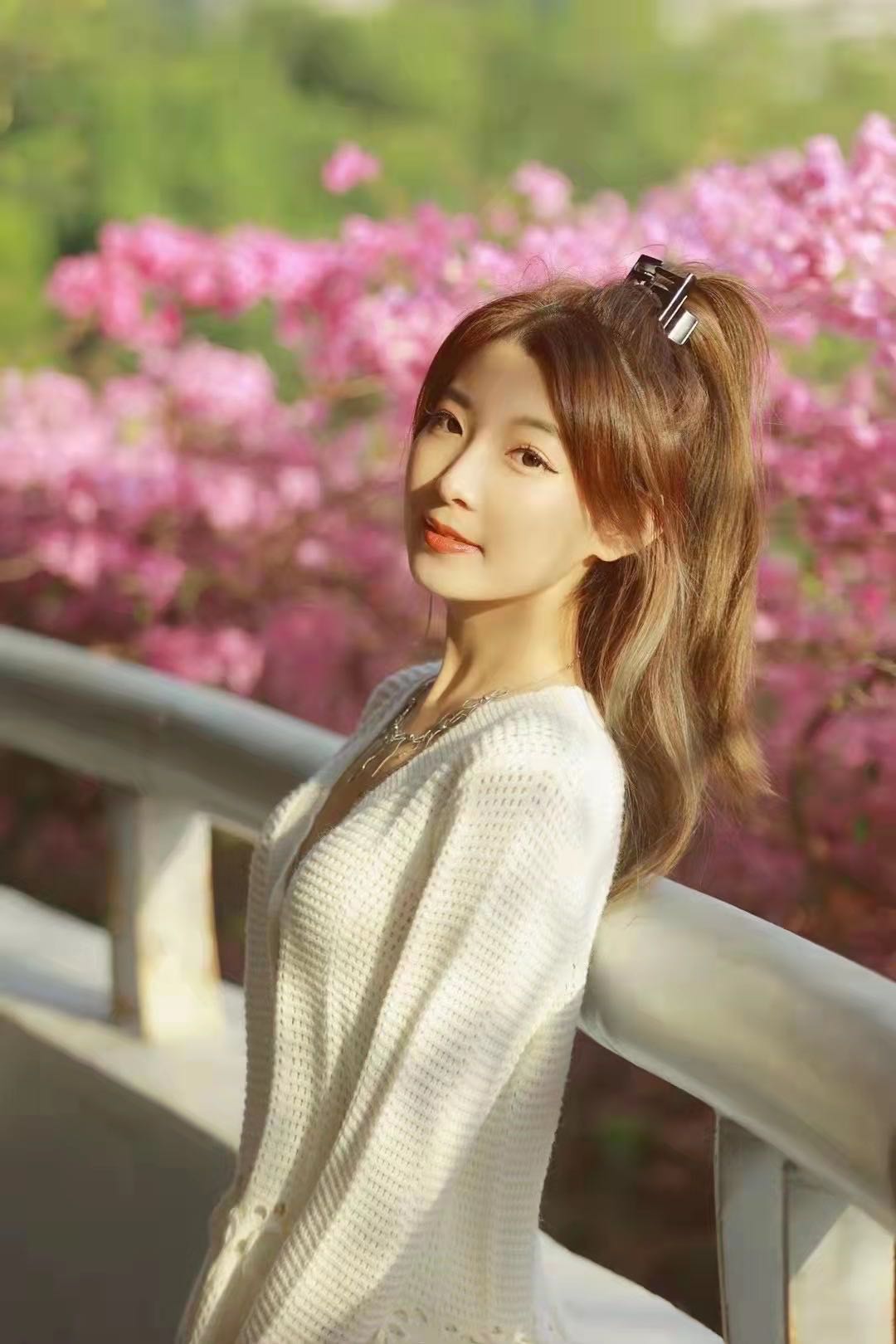 朋友都说体验过后简直就是享受 态度好 高端质量 类型根据自己选 好评