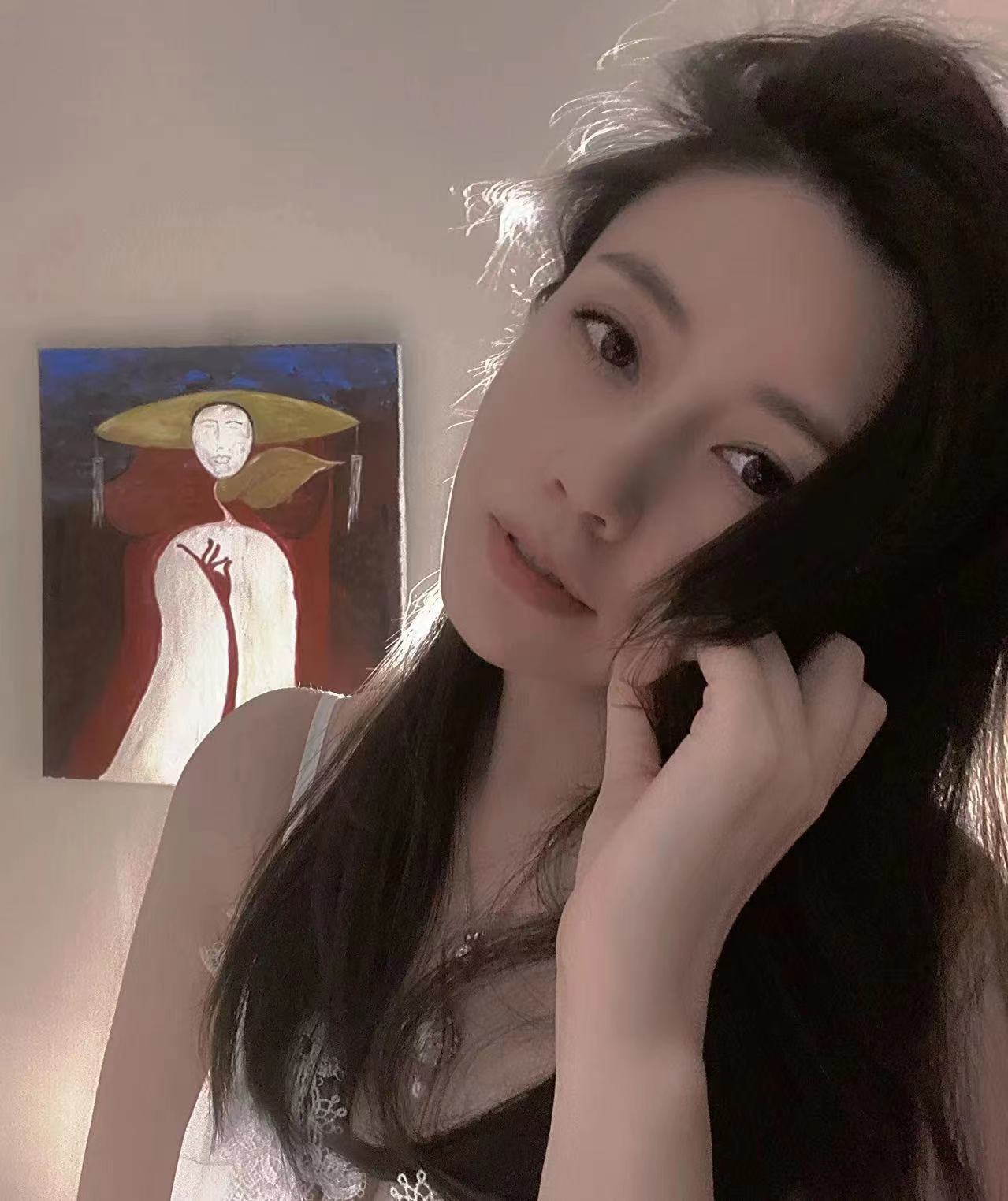 人美声甜的微微