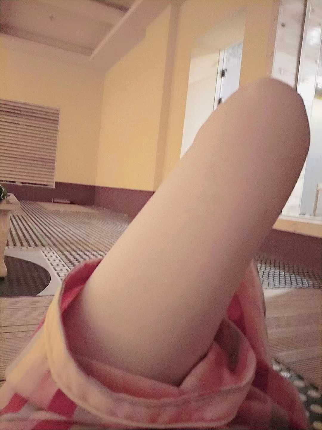 姿势多任意摆弄配合度高