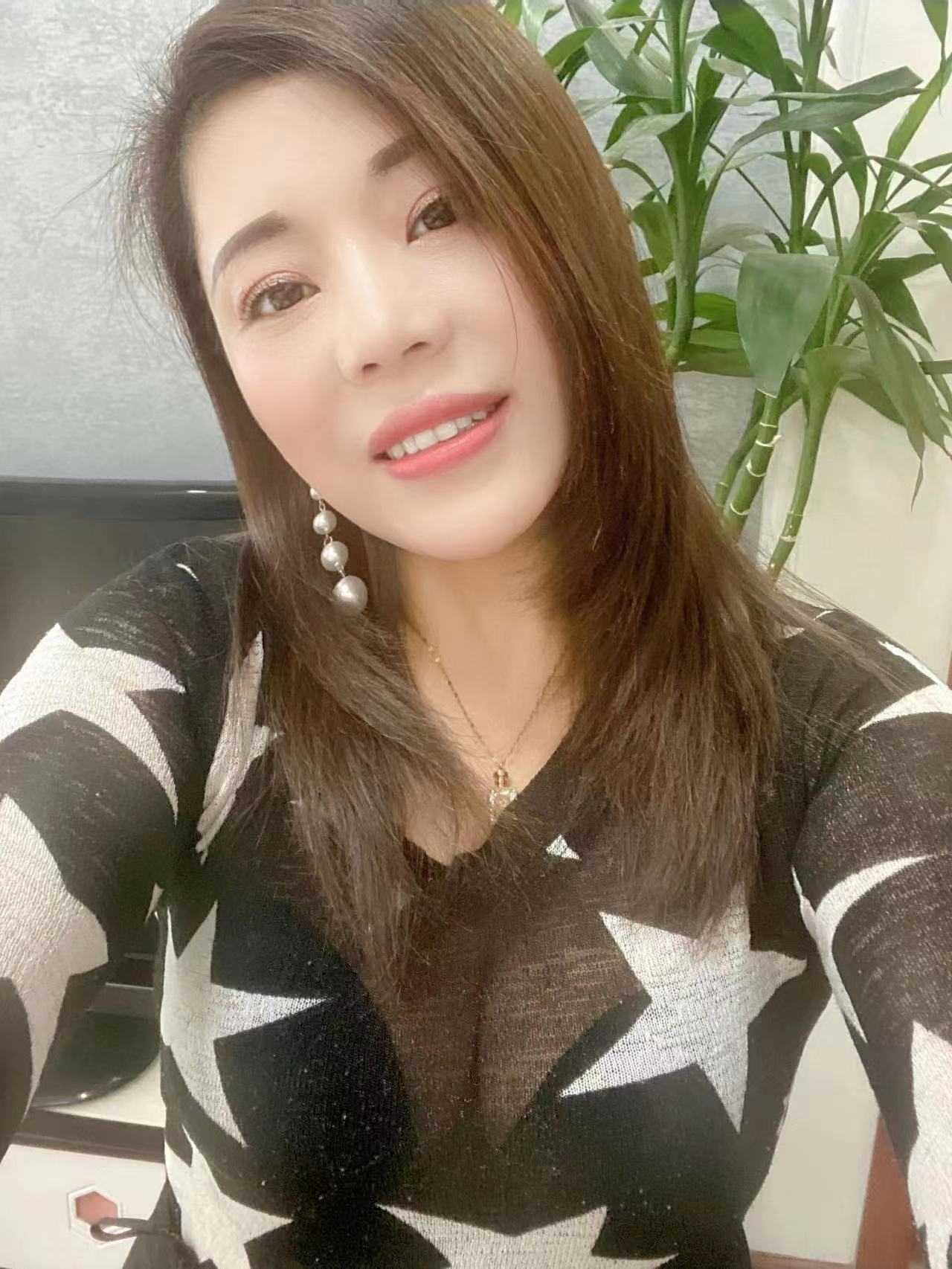 五华区风sao大奶熟女