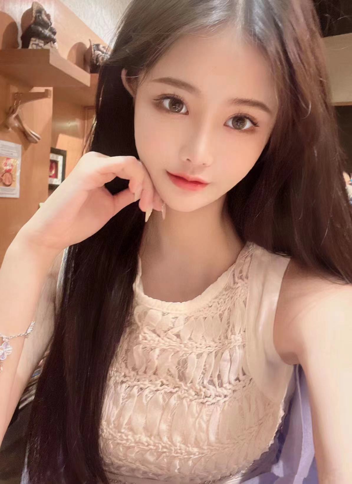 外表甜美可爱，艹起来就变Sao货