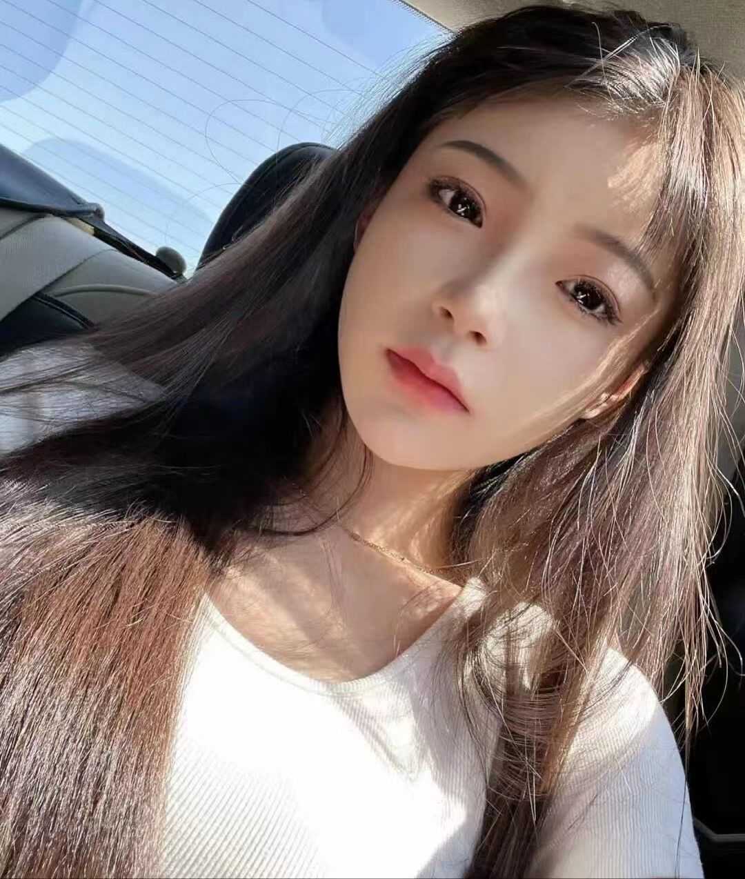 水灵灵的学生大奶妹