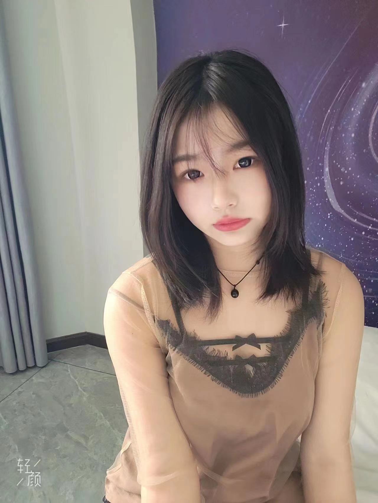 颜值很高，全程服务很主动很满意