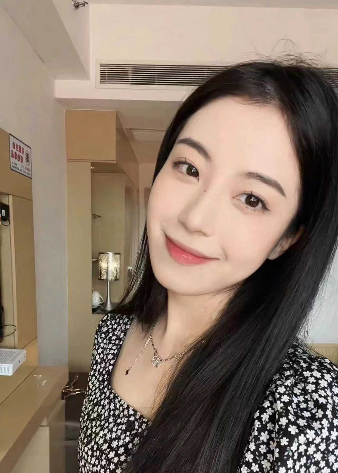 抱着很有感觉，主动热情