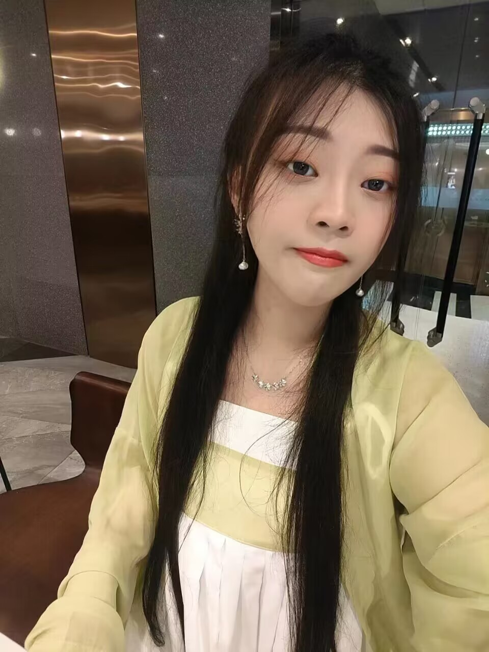 海珠区苗条妹妹