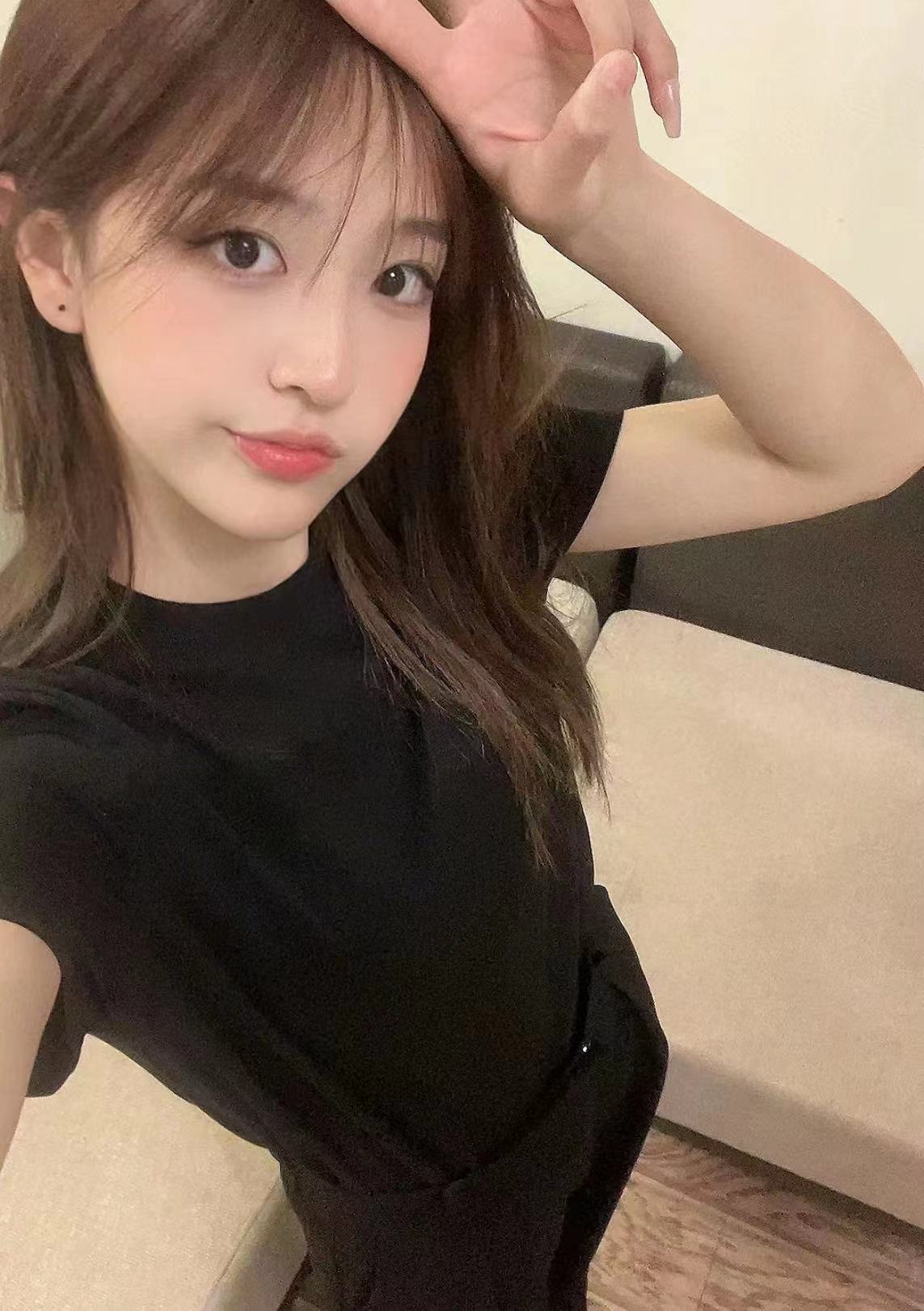 皮肤光滑白嫩手感极佳