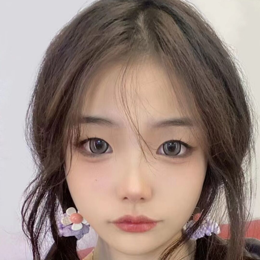 超紧18岁性感苗条小妹妹