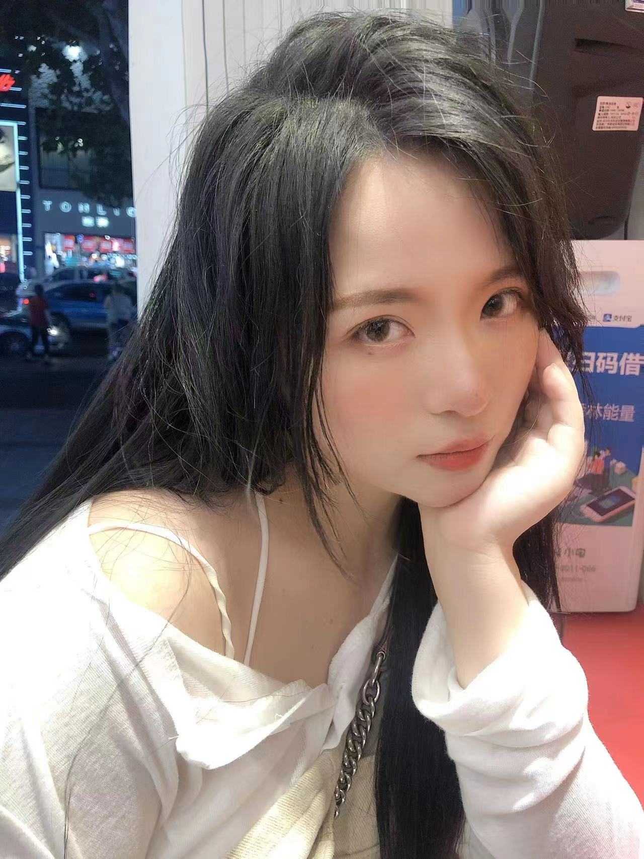 风sao主动，主要是会挑逗