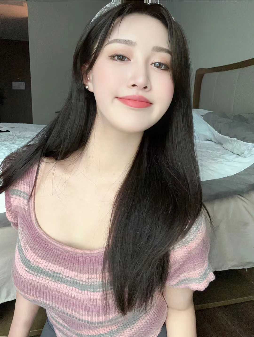 小翘臀一上一下的打桩