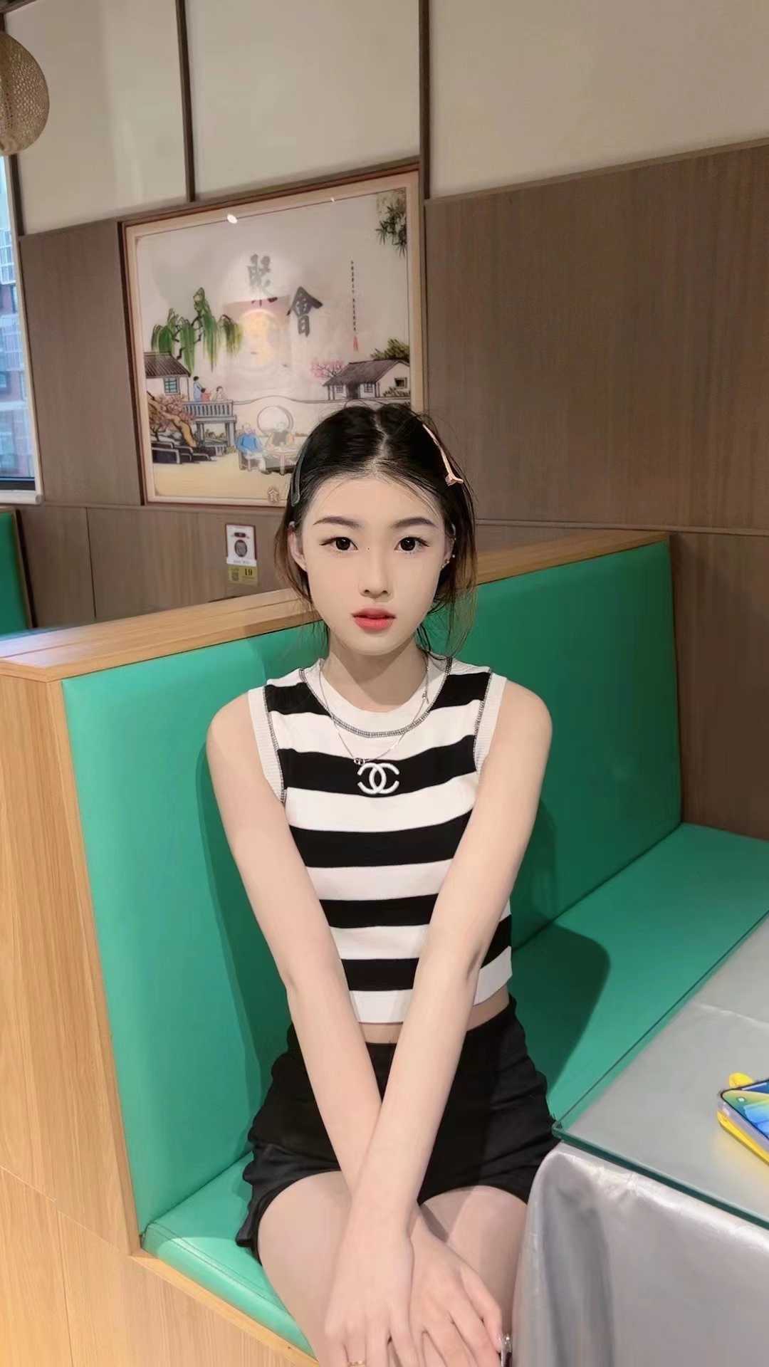 颜值很高的小姐姐，看到就忍不住了