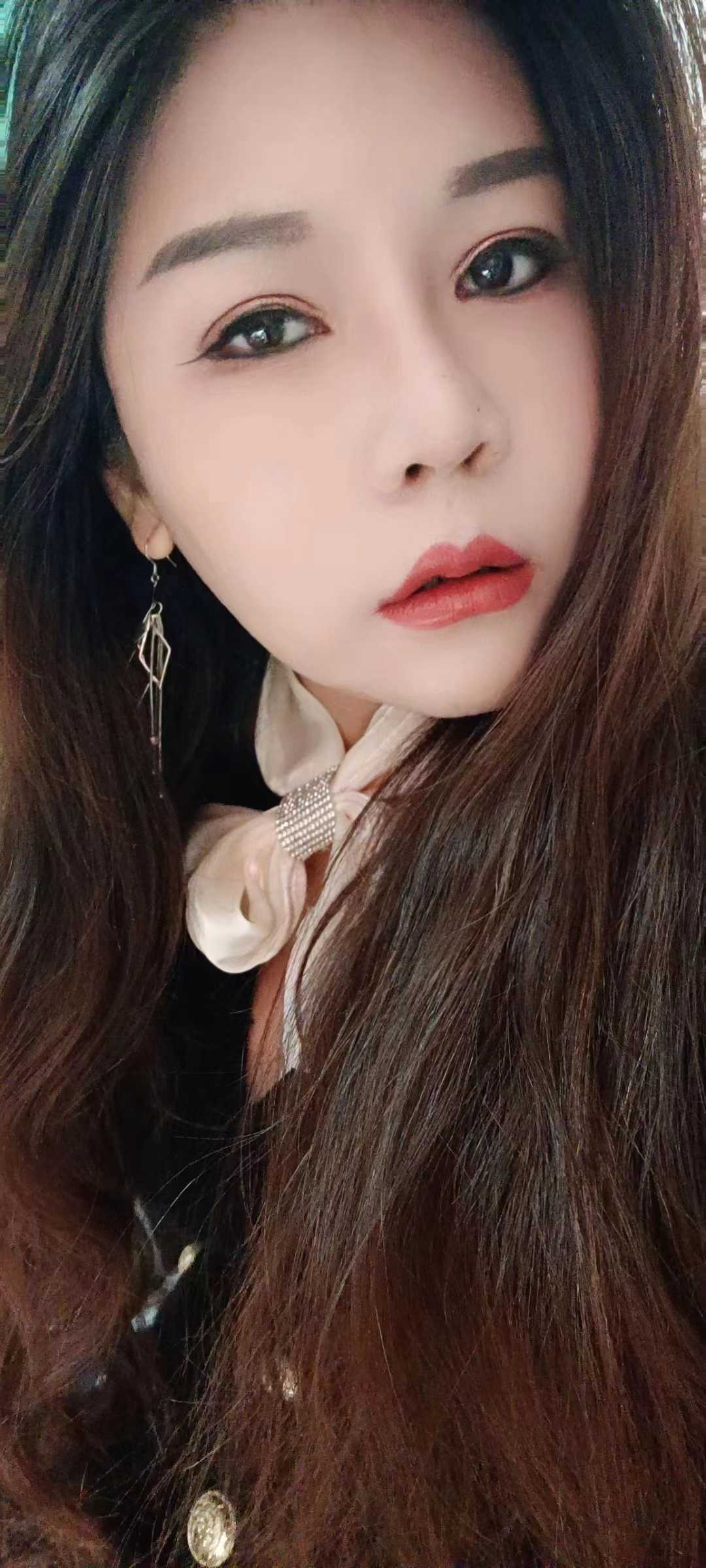 技术老辣的性价比少妇