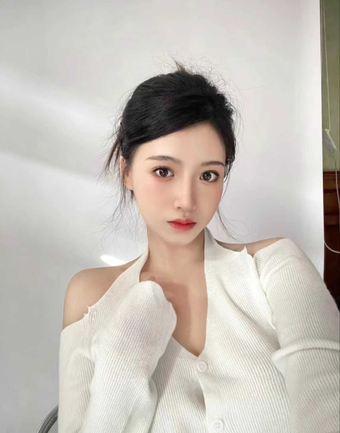 叫声不停，一个字，爽