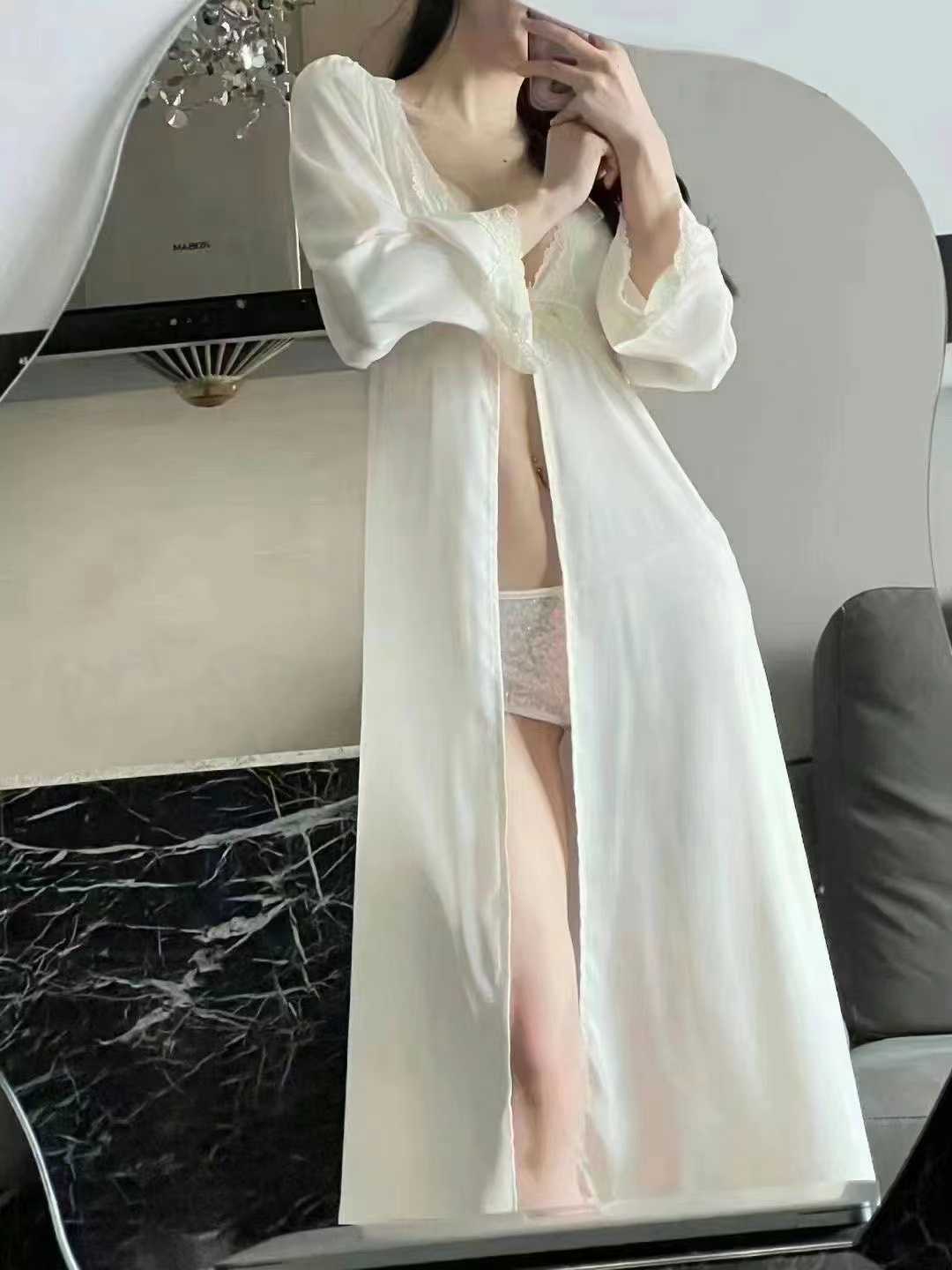 服务会的很多，玩的很爽