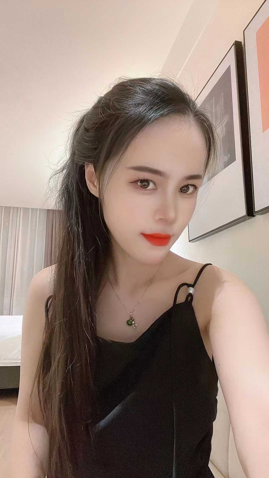 性感服务温柔的小姐姐