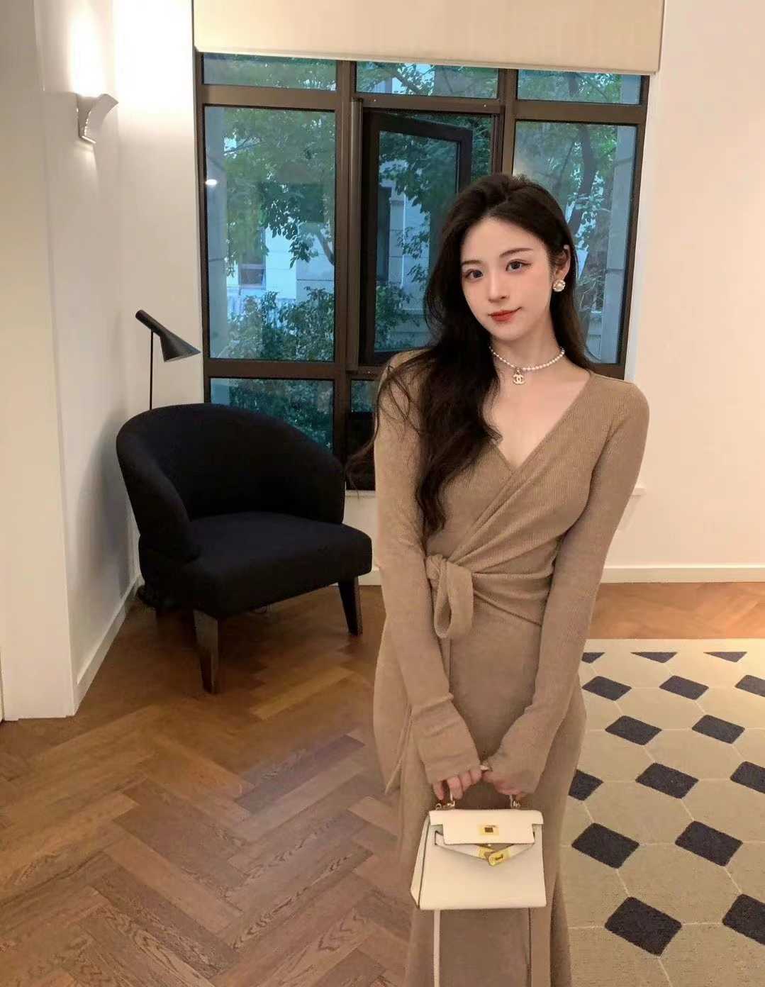 吞吞吐吐，舒服，刺激