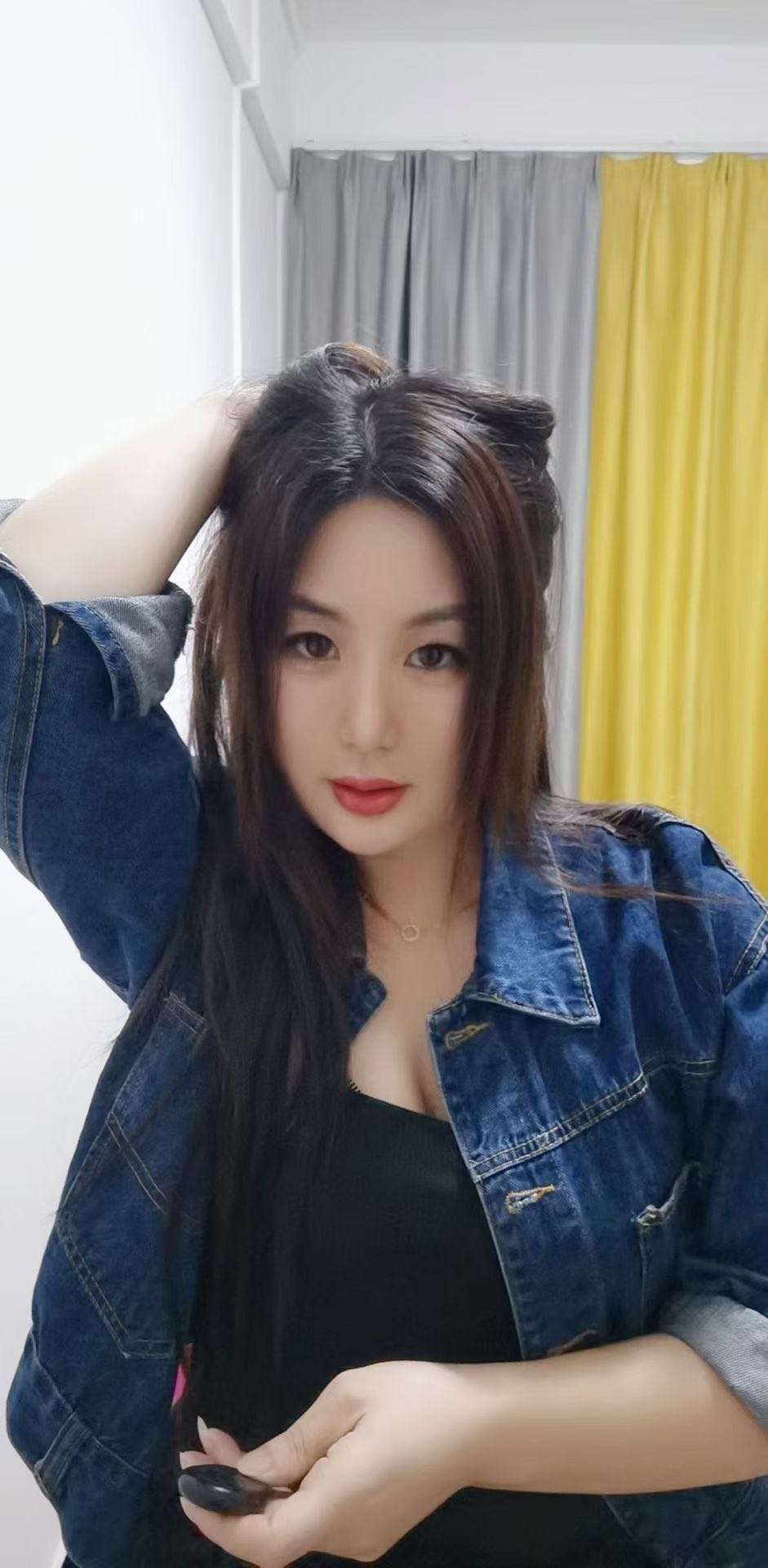 伊人，抓龙筋养生