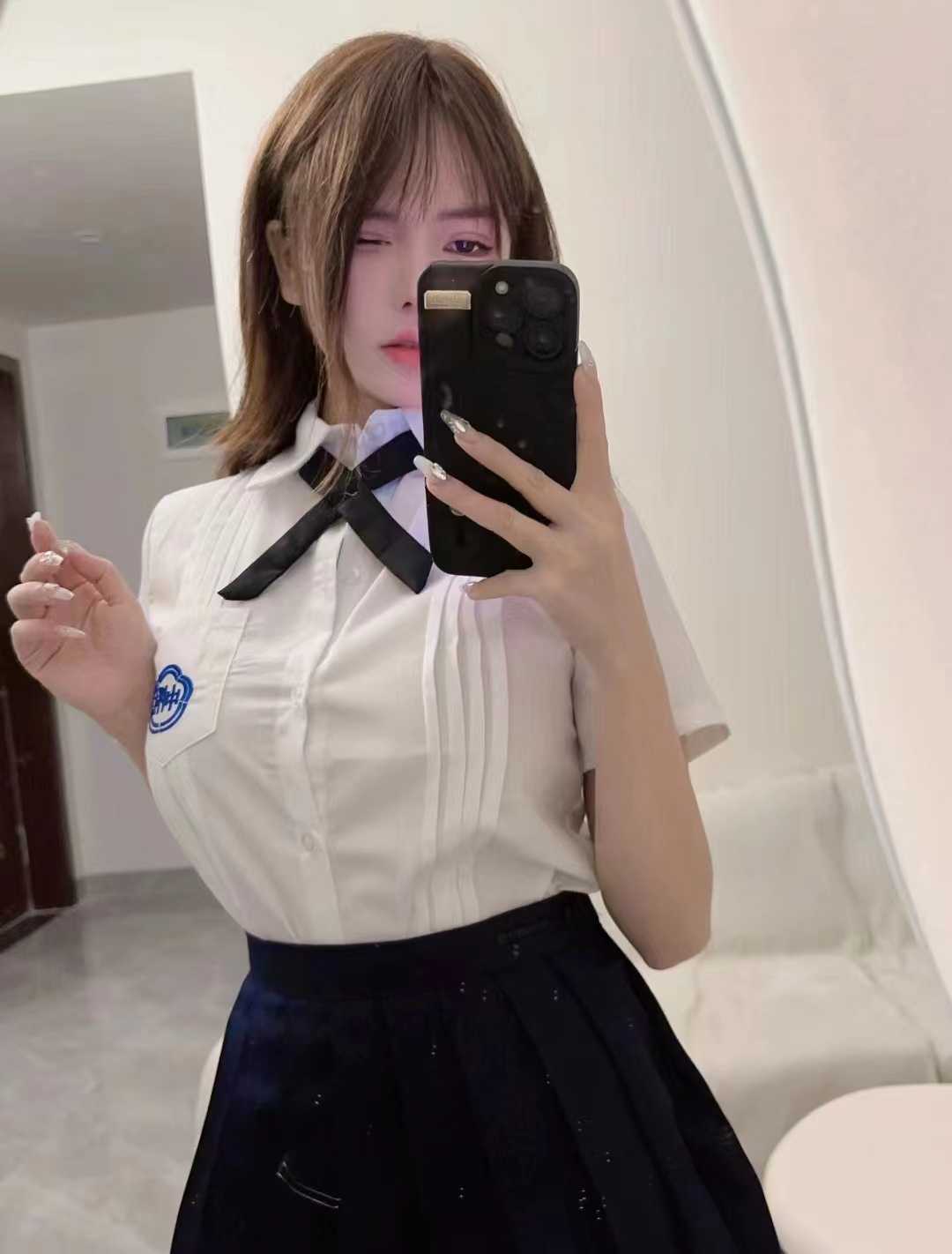 翘屁股后入很爽