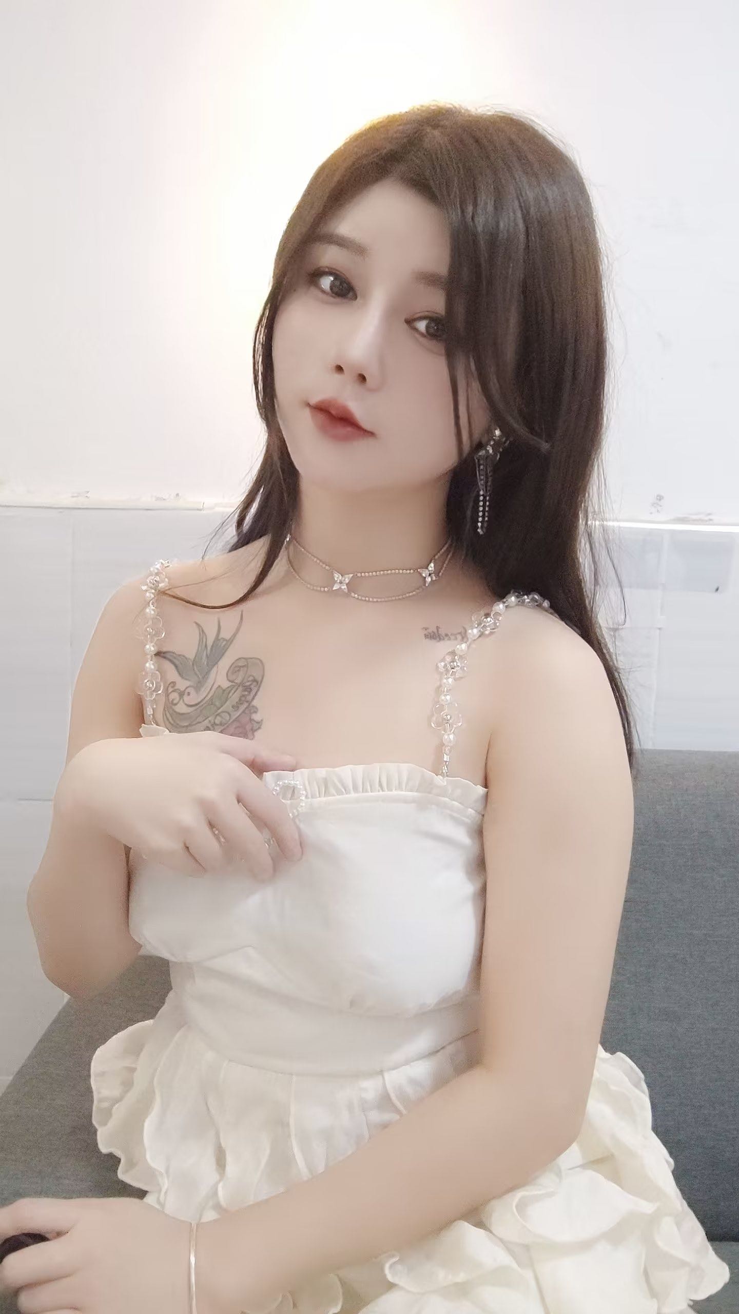 龙岗环保，颜值不错的妹子